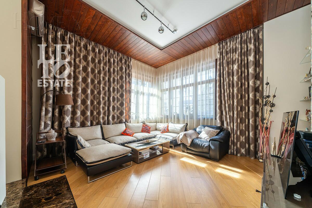 2-этажный коттедж 550 м² с отделкой