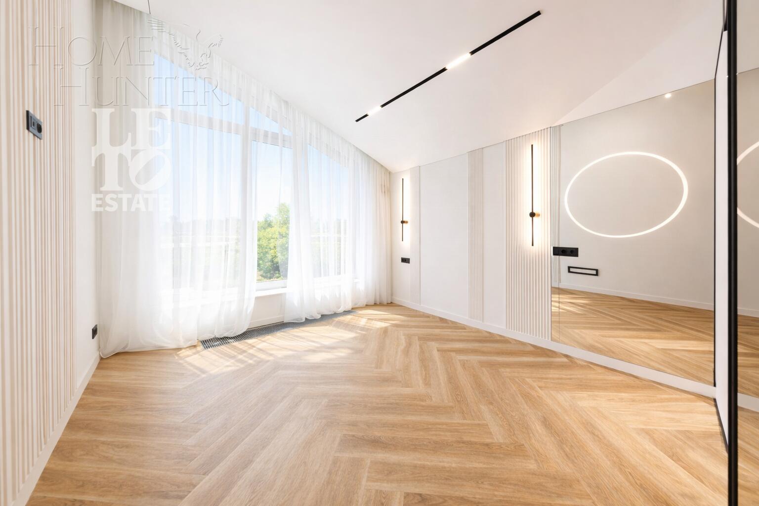 2-этажный коттедж 271 м² с отделкой