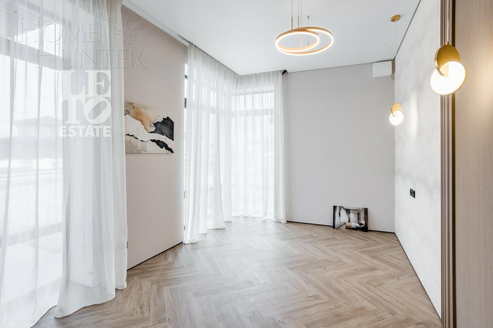 2-этажный коттедж 390 м² с отделкой