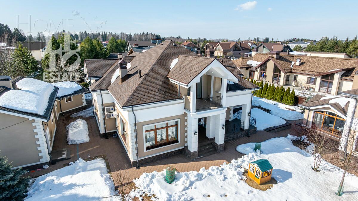 2-этажный коттедж 550 м² с отделкой