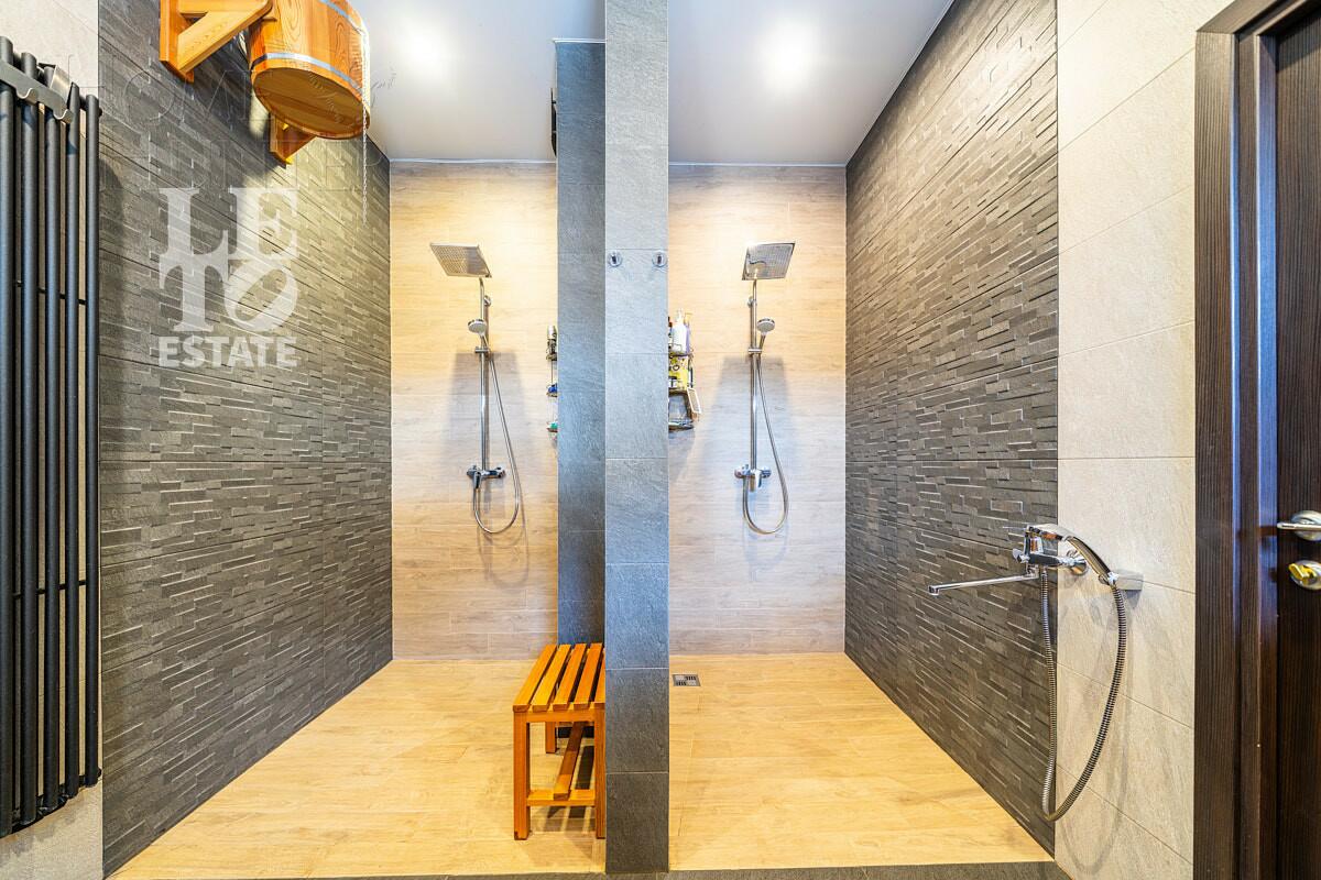 2-этажный коттедж 550 м² с отделкой