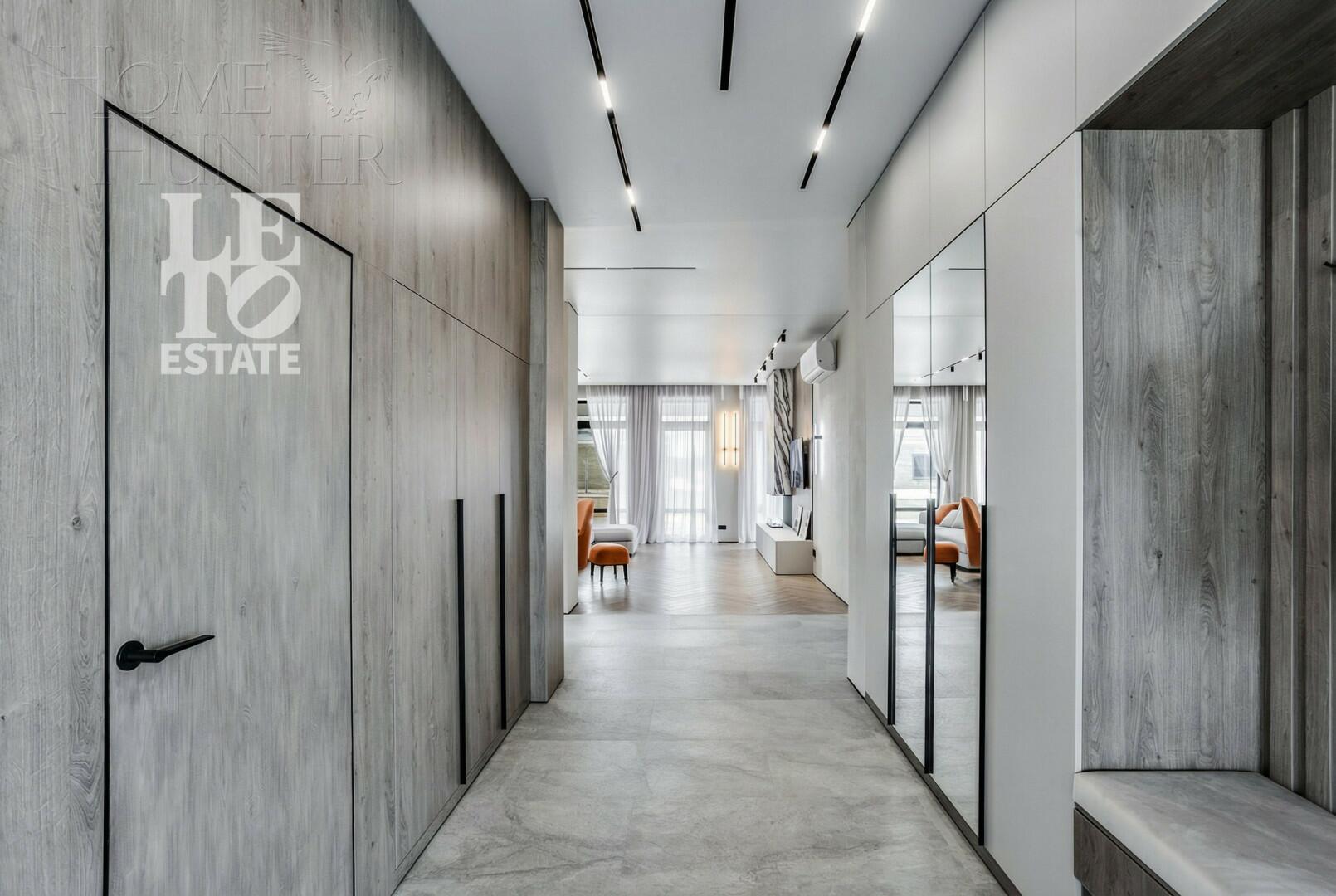 2-этажный коттедж 390 м² с отделкой