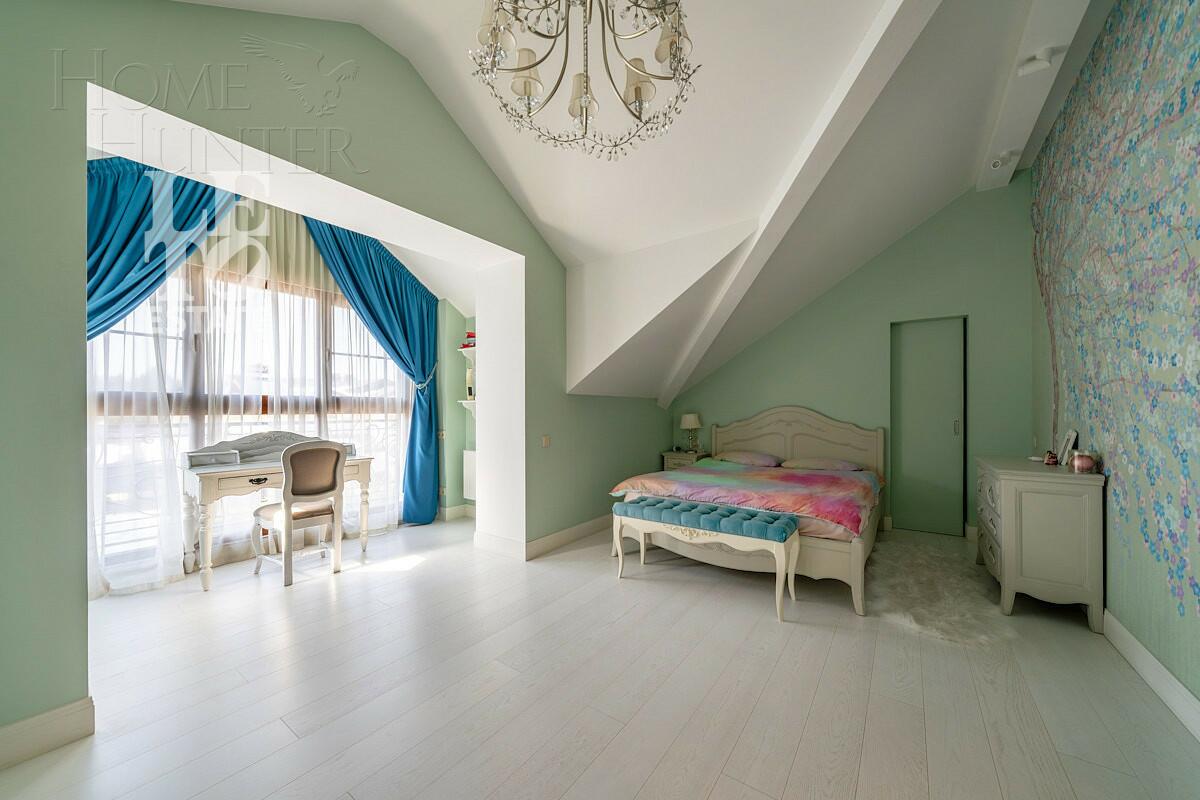 2-этажный коттедж 550 м² с отделкой