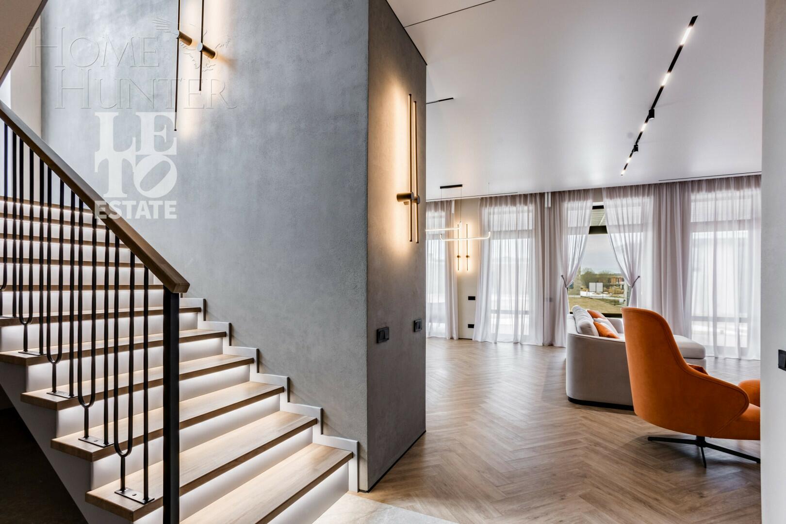 2-этажный коттедж 390 м² с отделкой