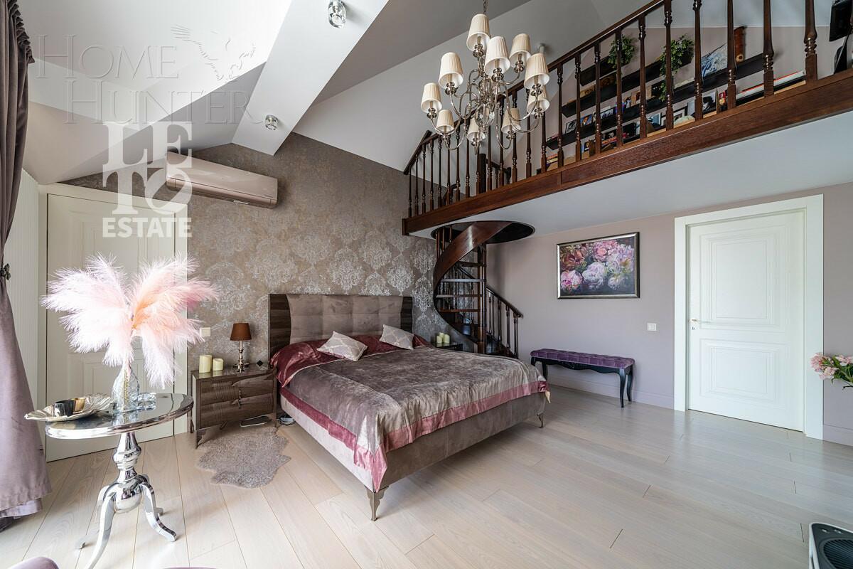 2-этажный коттедж 550 м² с отделкой