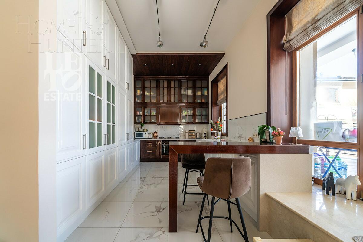 2-этажный коттедж 550 м² с отделкой