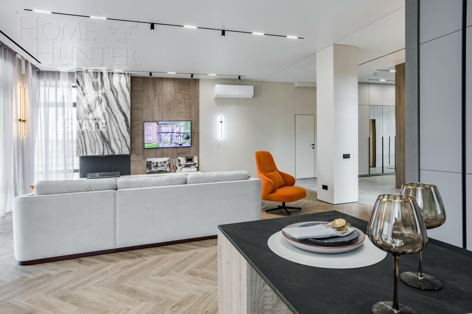 2-этажный коттедж 390 м² с отделкой