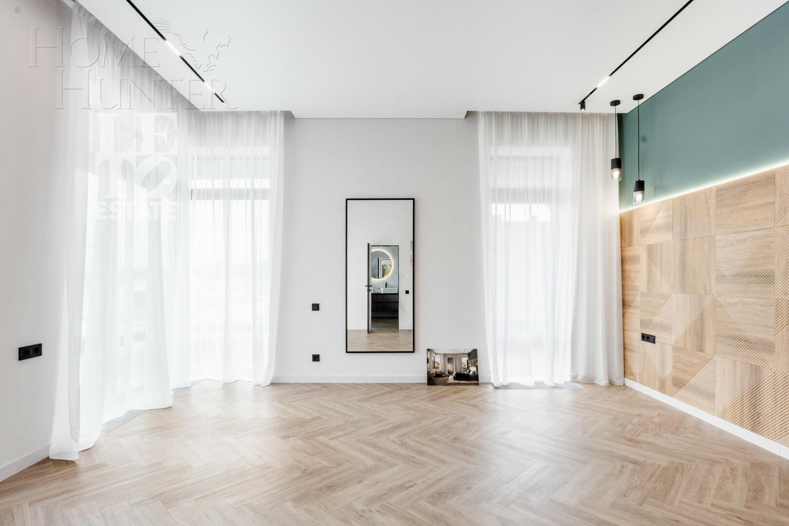 2-этажный коттедж 390 м² с отделкой