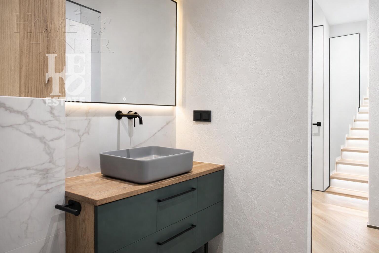 2-этажный коттедж 271 м² с отделкой