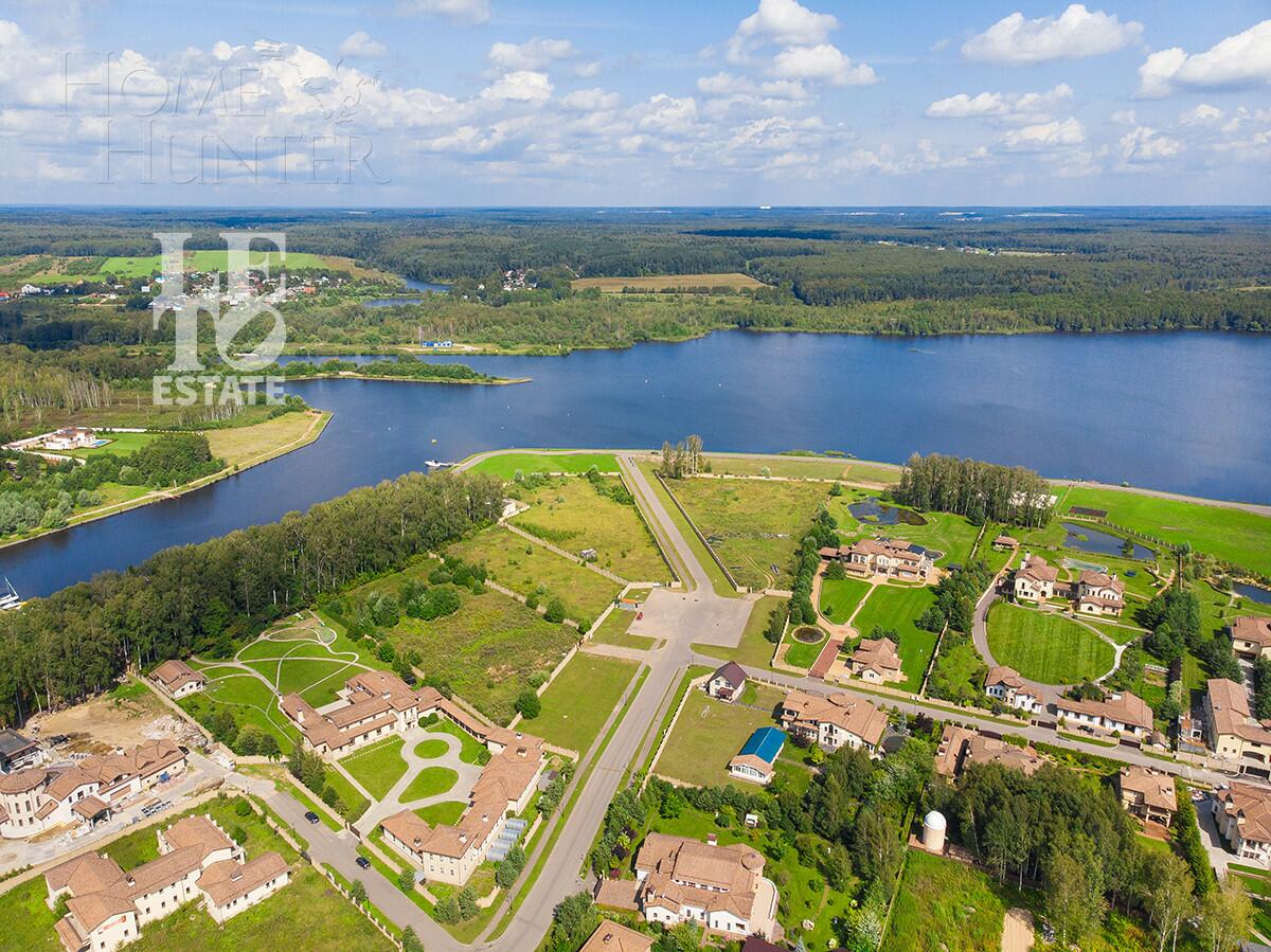 2-этажный коттедж 550 м² с отделкой