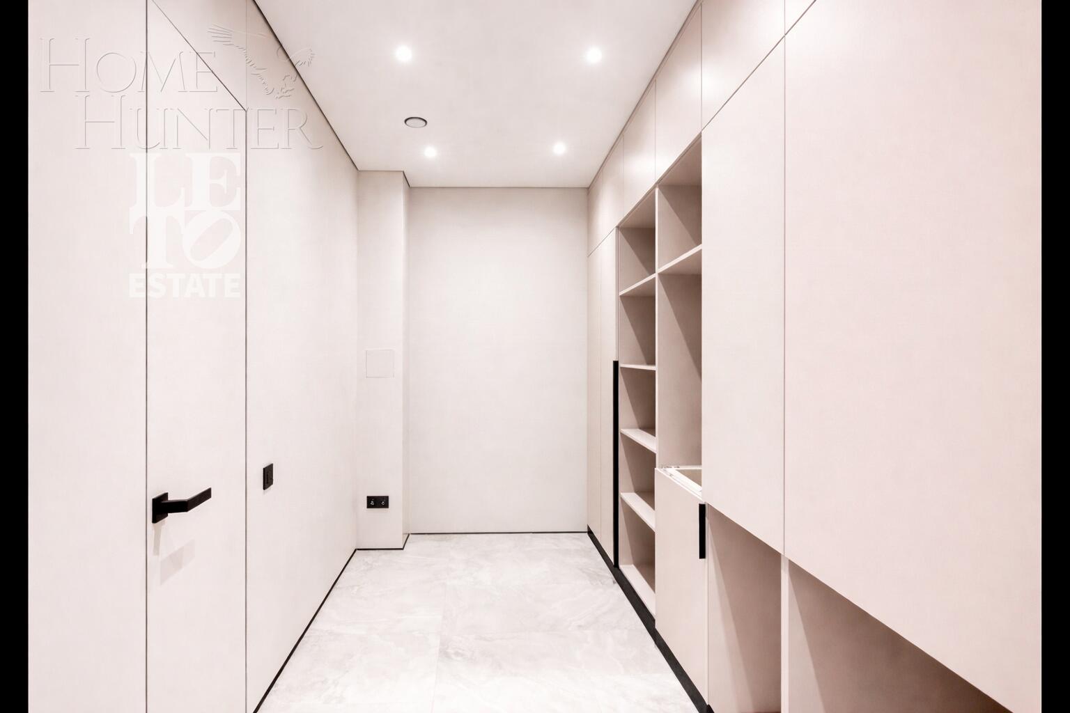 2-этажный коттедж 271 м² с отделкой