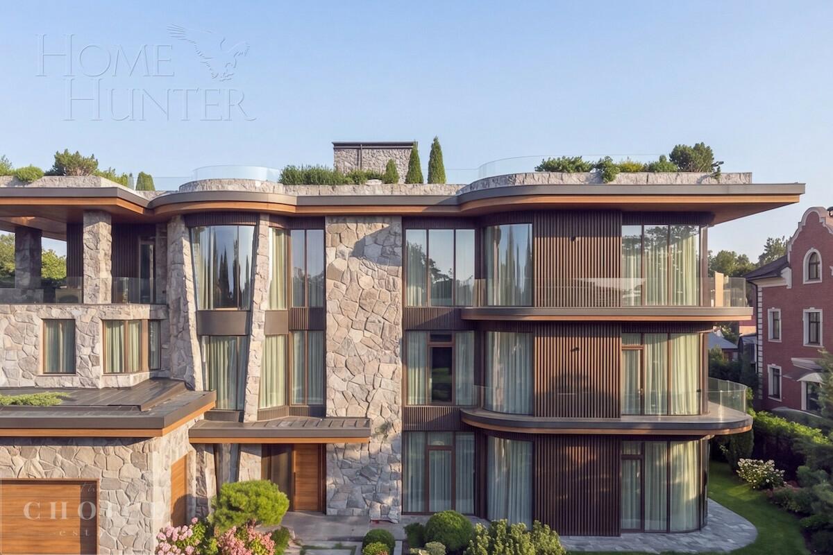 3-этажный коттедж 1 451 м² без отделки