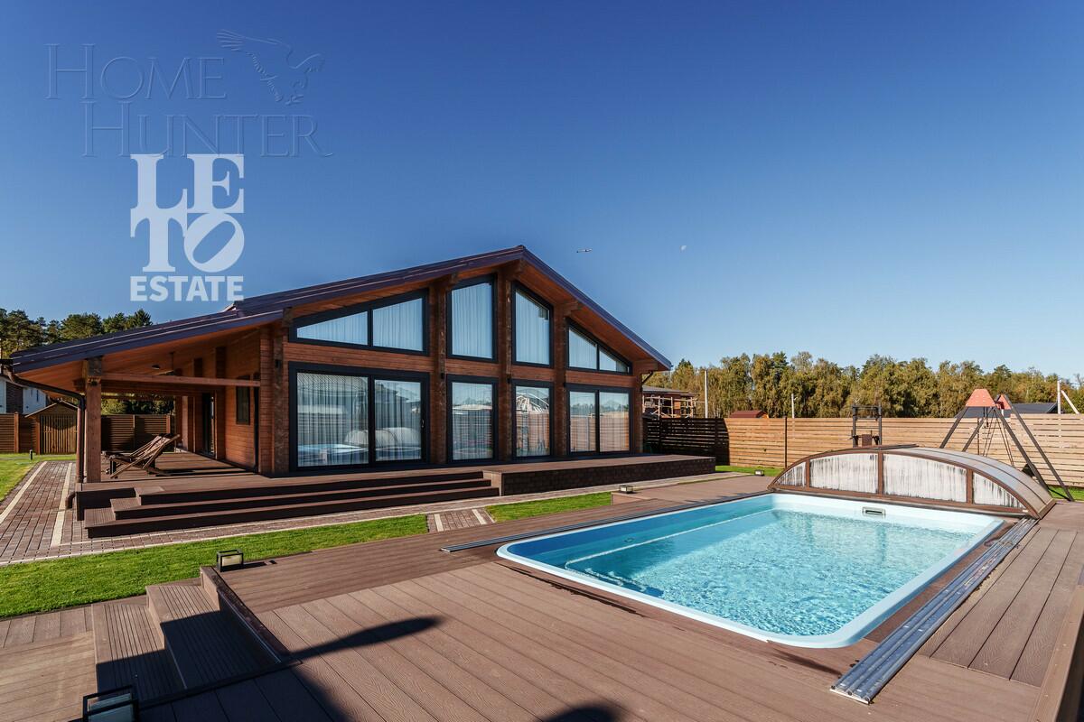 2-этажный коттедж 400 м² с отделкой