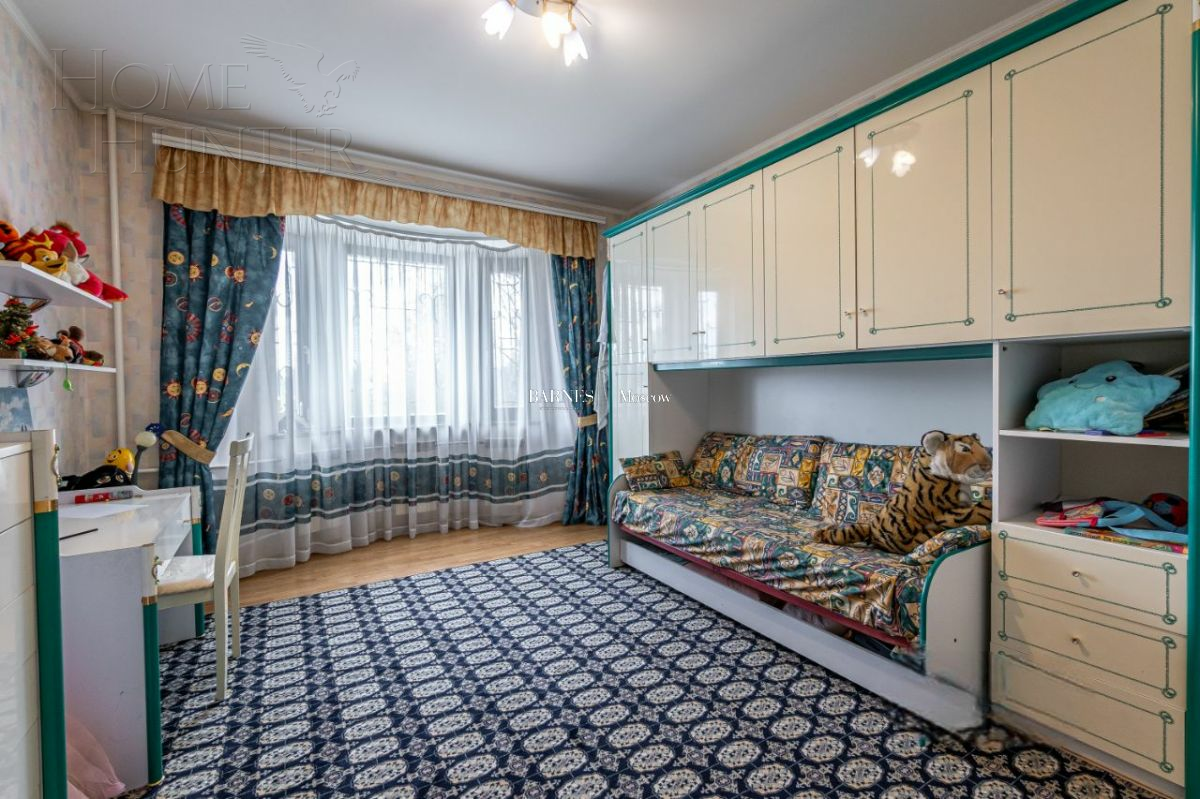 2-этажный коттедж 360 м² с отделкой