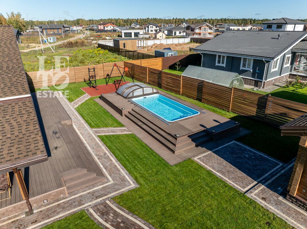 2-этажный коттедж 400 м² с отделкой