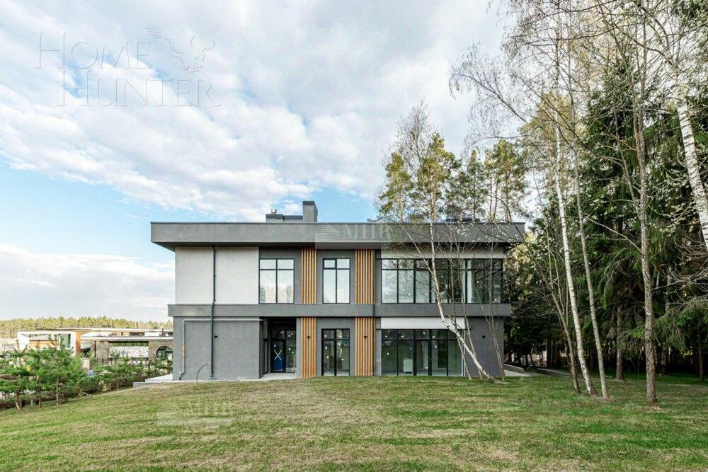 2-этажный коттедж 720 м² с отделкой