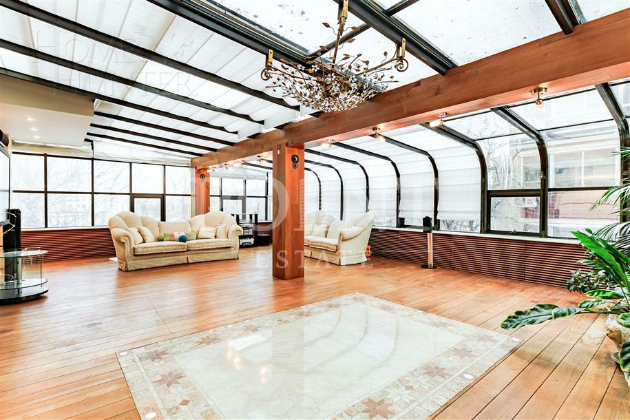 3-КОМН. КВАРТИРА С ОТДЕЛКОЙ 180 М² НА 3 ЭТАЖЕ