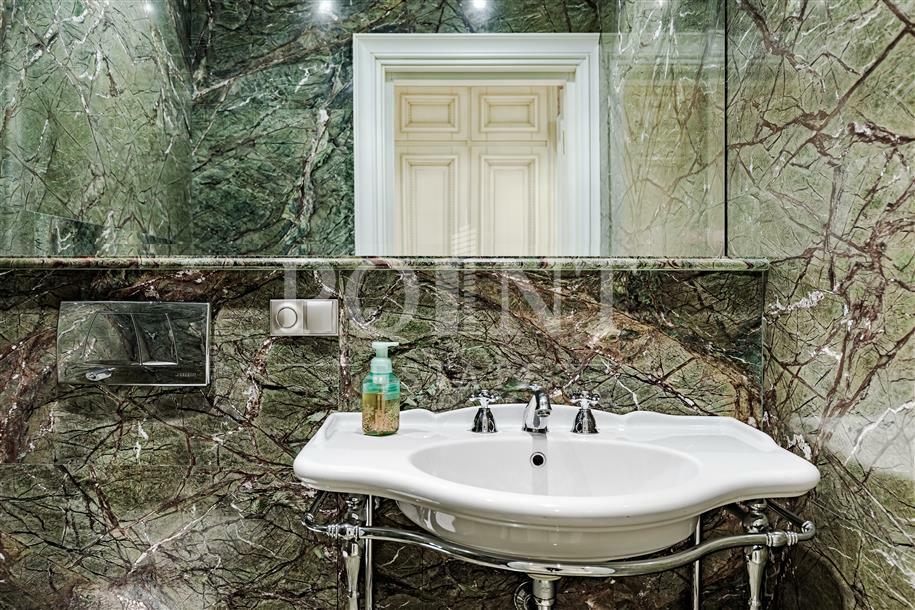 3-КОМН. КВАРТИРА С ОТДЕЛКОЙ 180 М² НА 3 ЭТАЖЕ