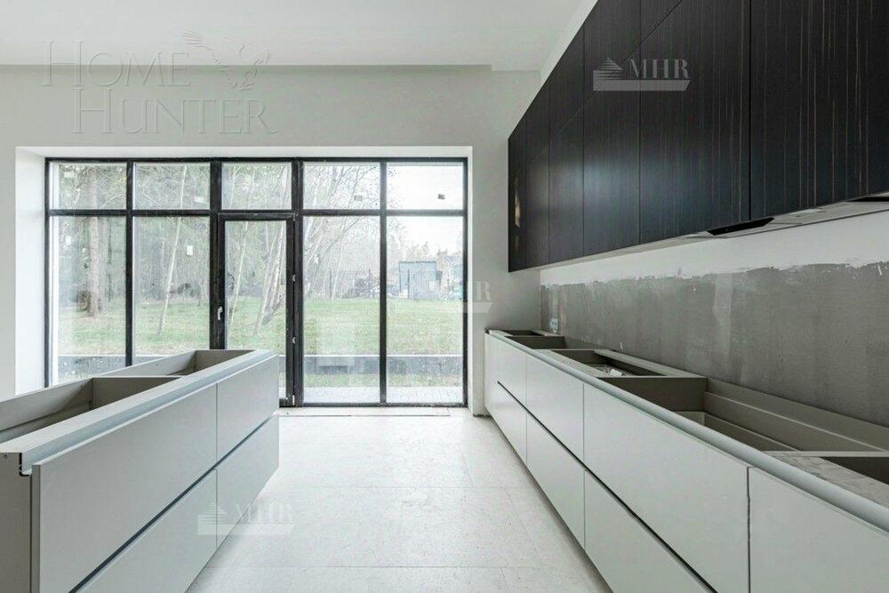 2-этажный коттедж 720 м² с отделкой