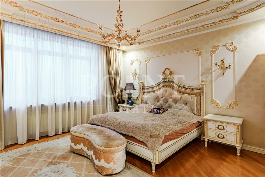 4-КОМН. КВАРТИРА С ОТДЕЛКОЙ 200 М² НА 9 ЭТАЖЕ