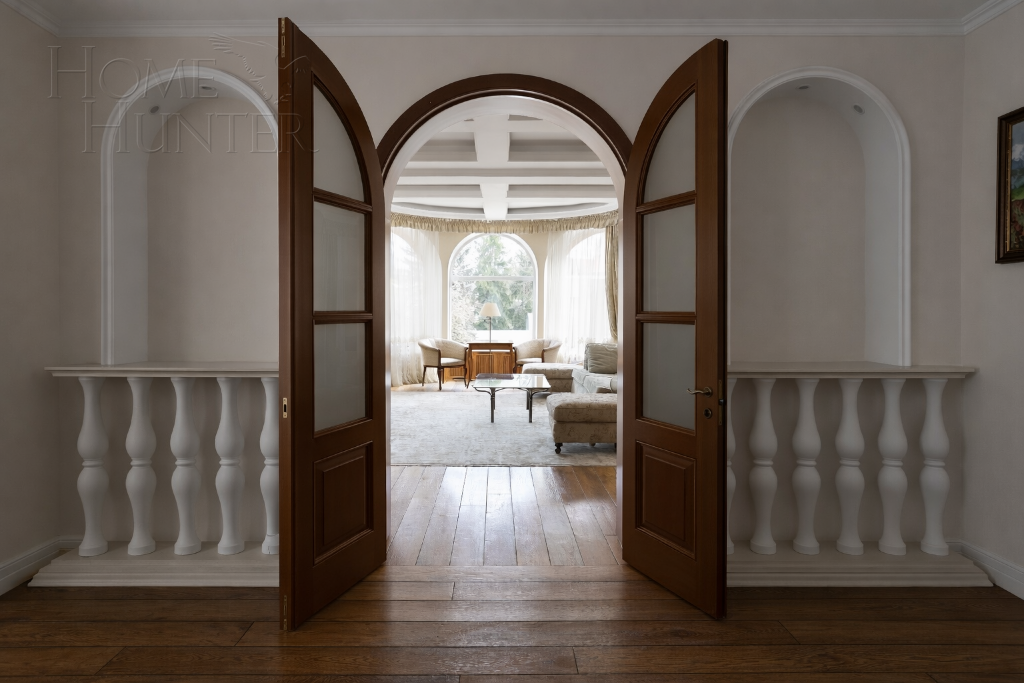 1-этажный коттедж 600 м² с отделкой