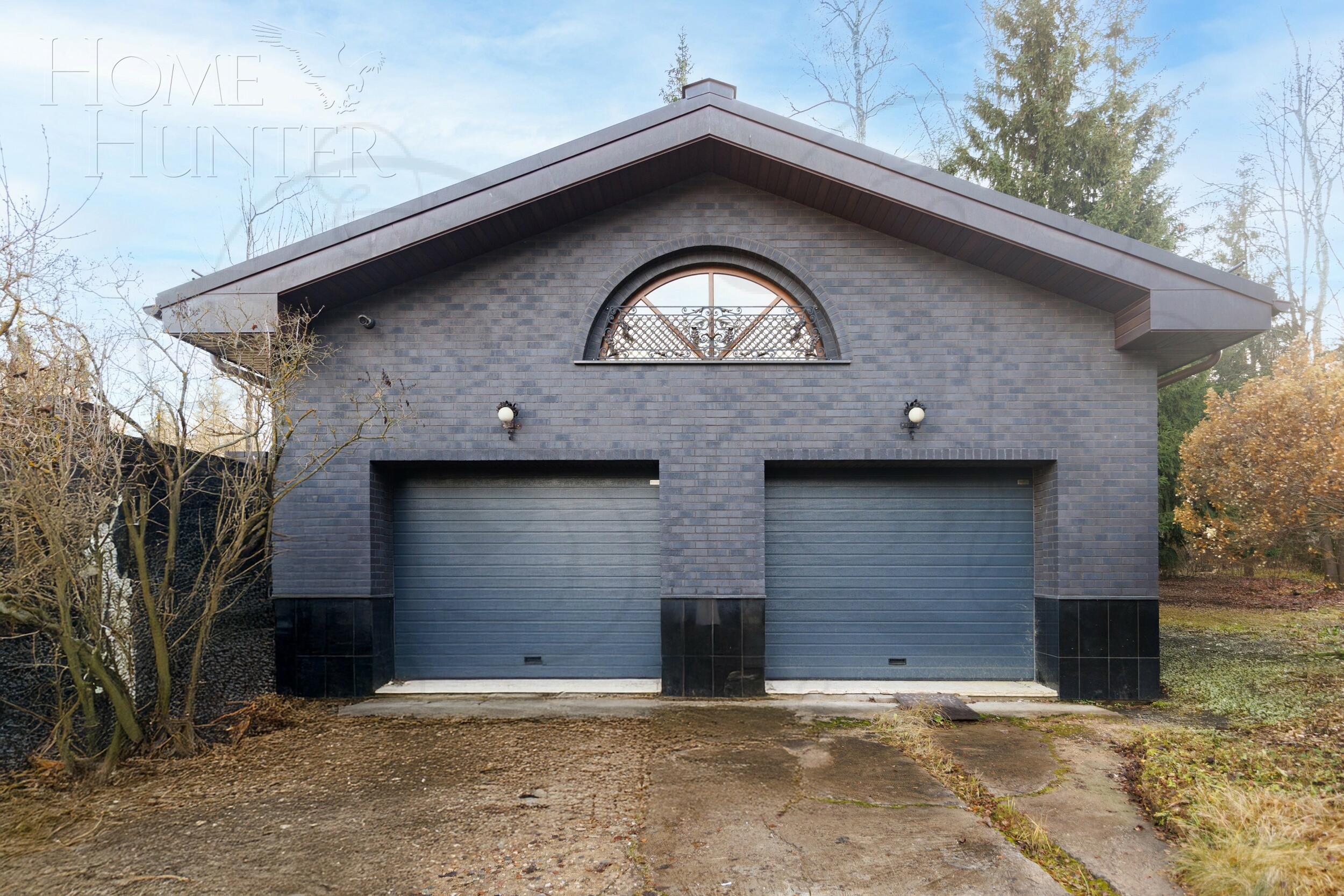 2-этажный коттедж 700 м² без отделки