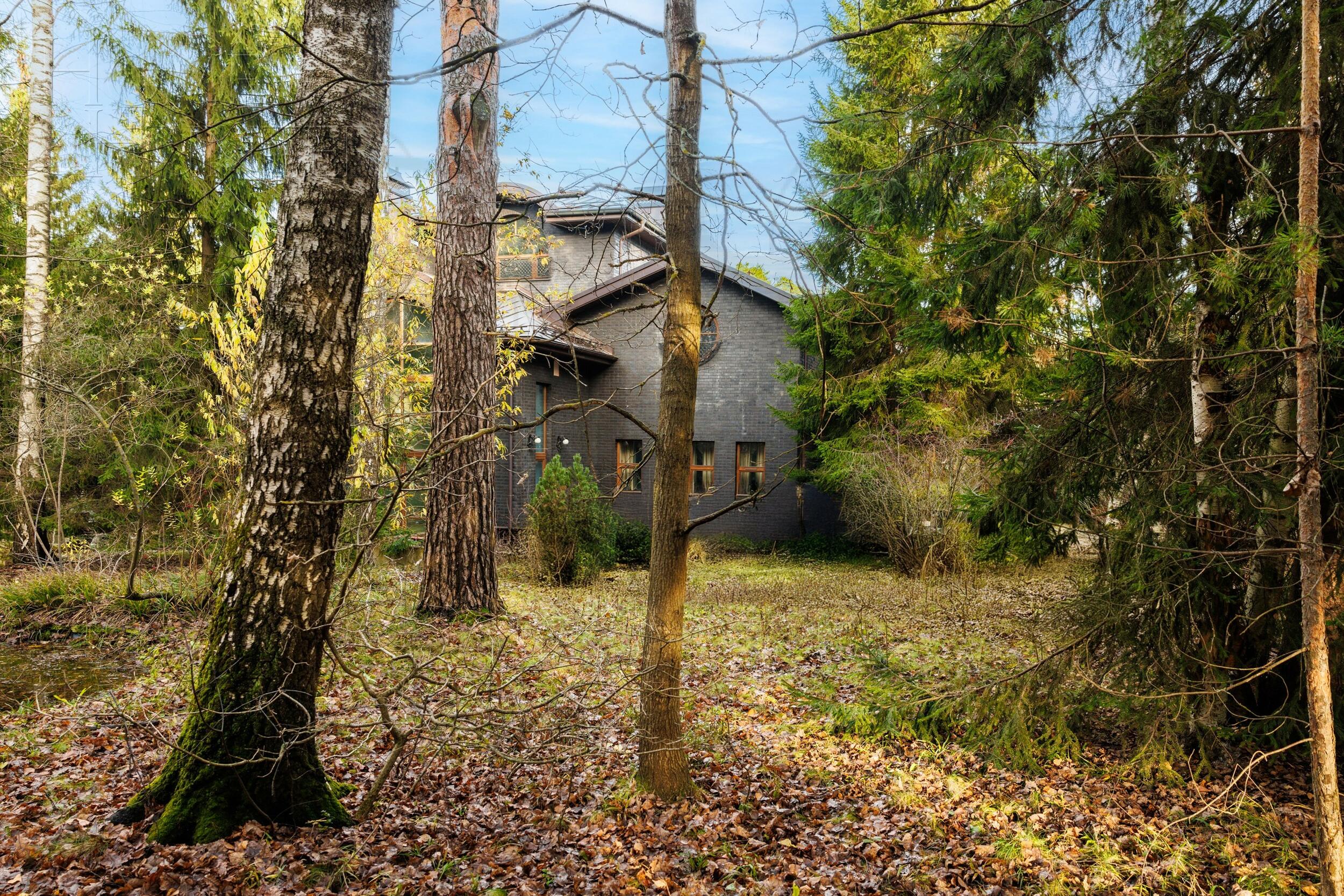 2-этажный коттедж 700 м² без отделки