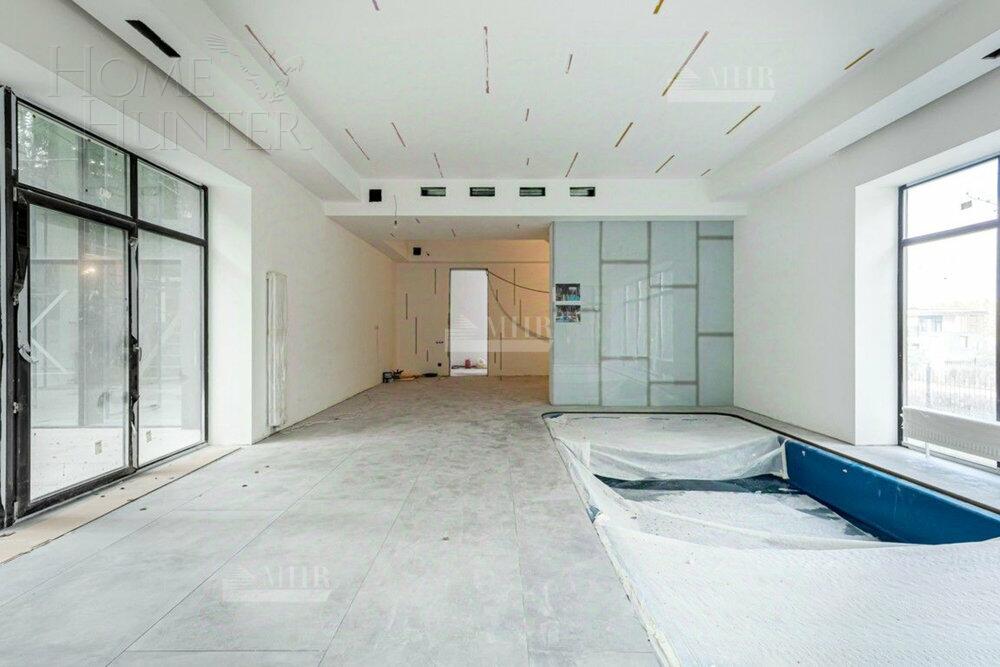 2-этажный коттедж 720 м² с отделкой