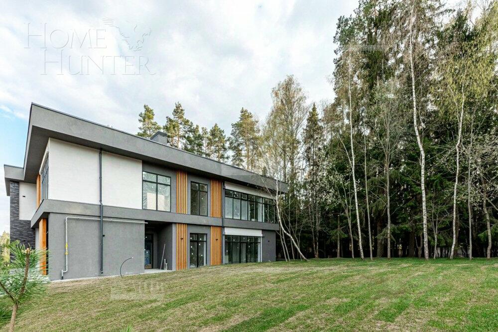 2-этажный коттедж 720 м² с отделкой