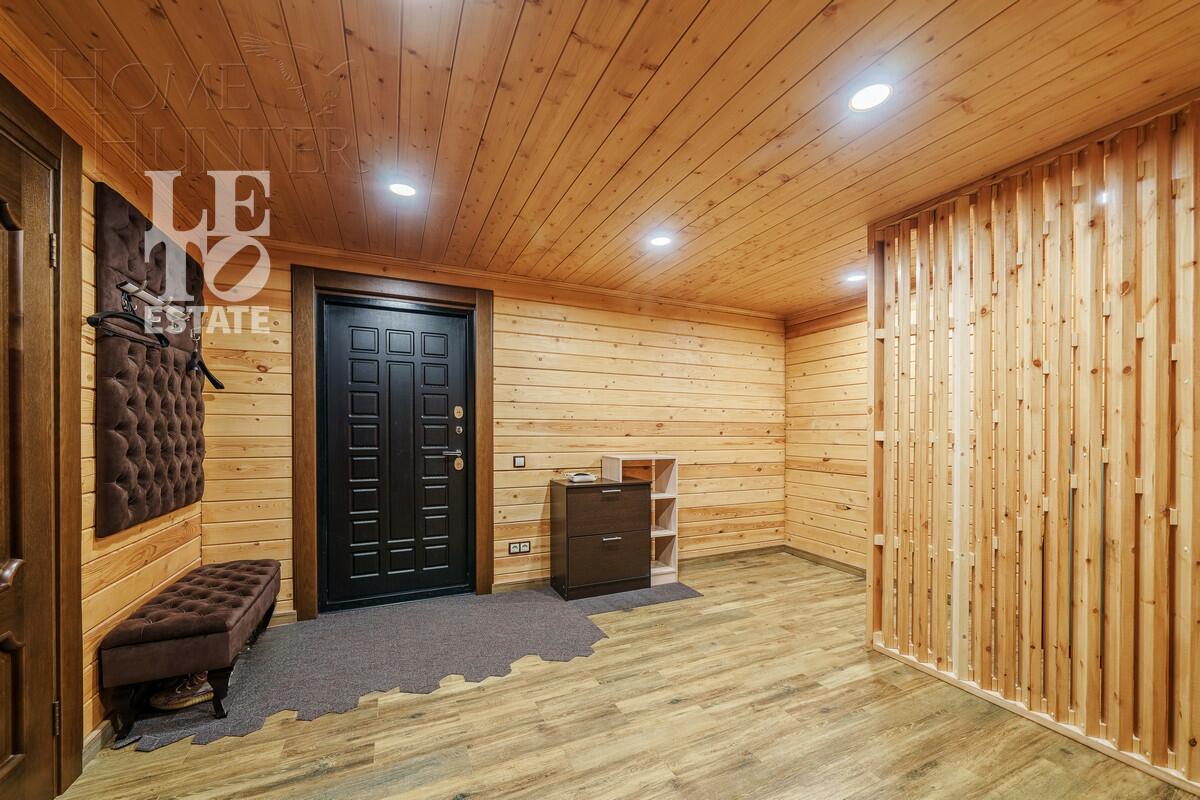 2-этажный коттедж 400 м² с отделкой