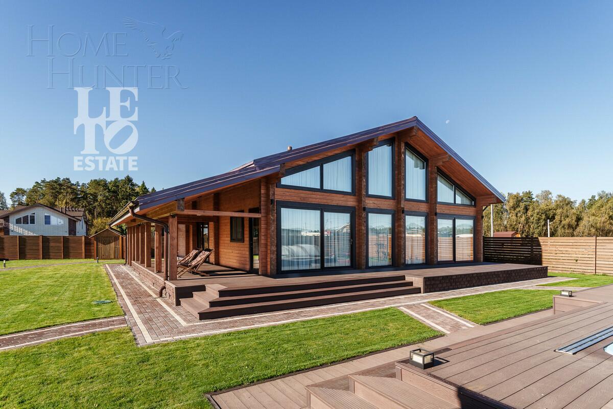 2-этажный коттедж 400 м² с отделкой