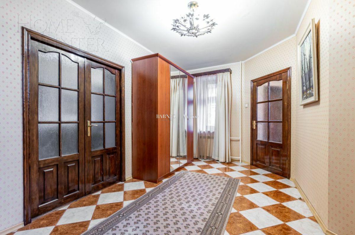 2-этажный коттедж 360 м² с отделкой