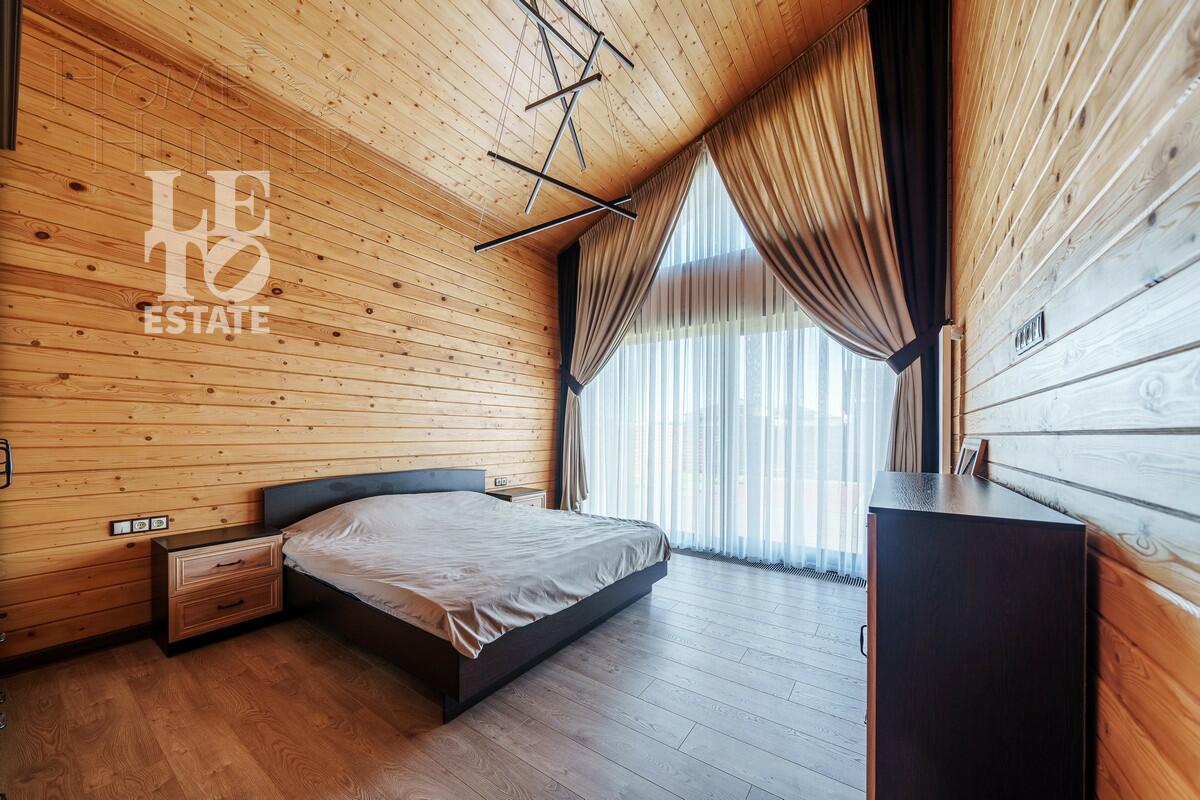 2-этажный коттедж 400 м² с отделкой