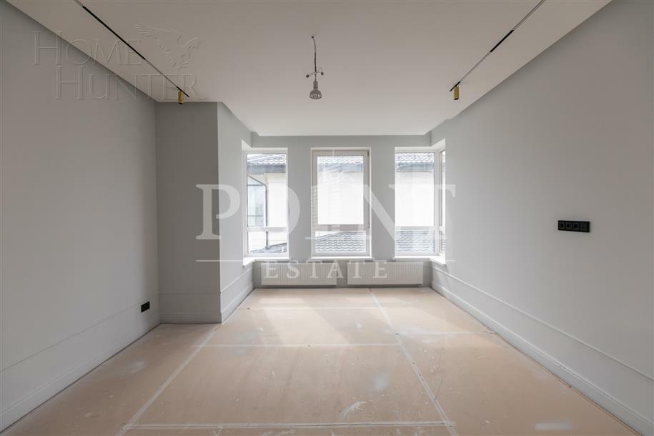 2-этажный коттедж 300 м² с отделкой