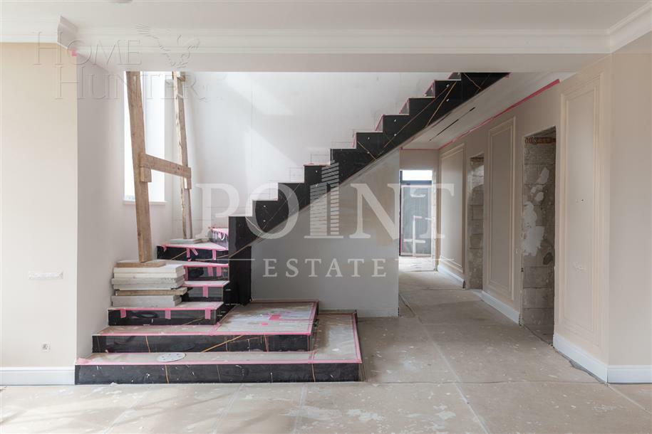 2-этажный коттедж 300 м² с отделкой