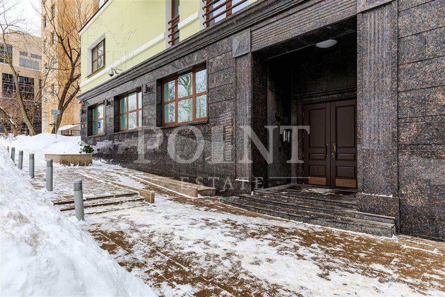 3-КОМН. КВАРТИРА С ОТДЕЛКОЙ 180 М² НА 3 ЭТАЖЕ