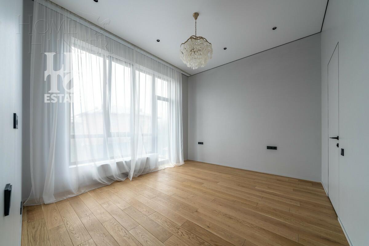 2-этажный коттедж 261 м² с отделкой