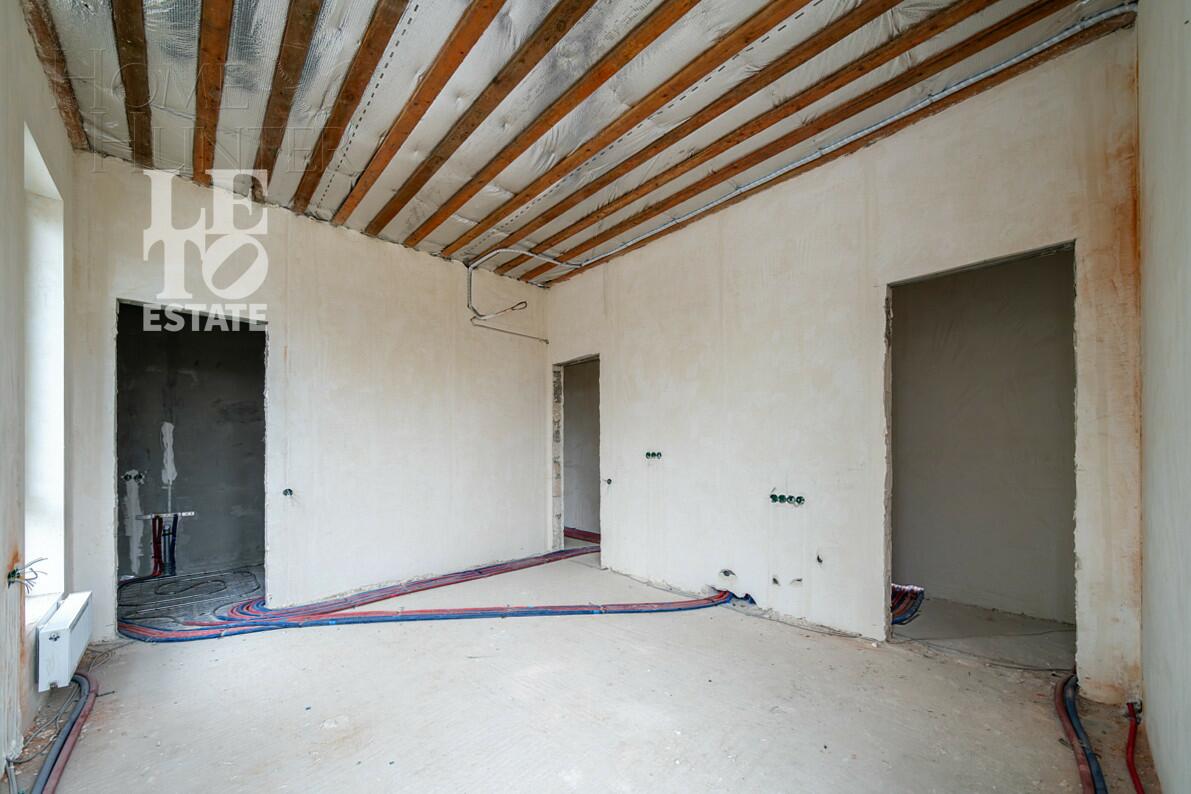 2-этажный коттедж 261 м² без отделки