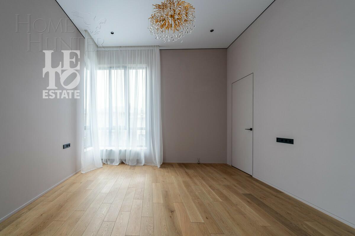 2-этажный коттедж 261 м² с отделкой