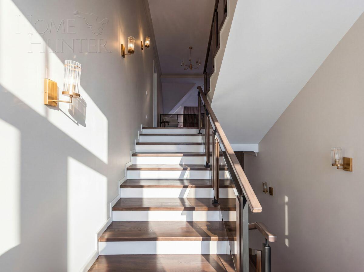 2-этажный коттедж 750 м² с отделкой