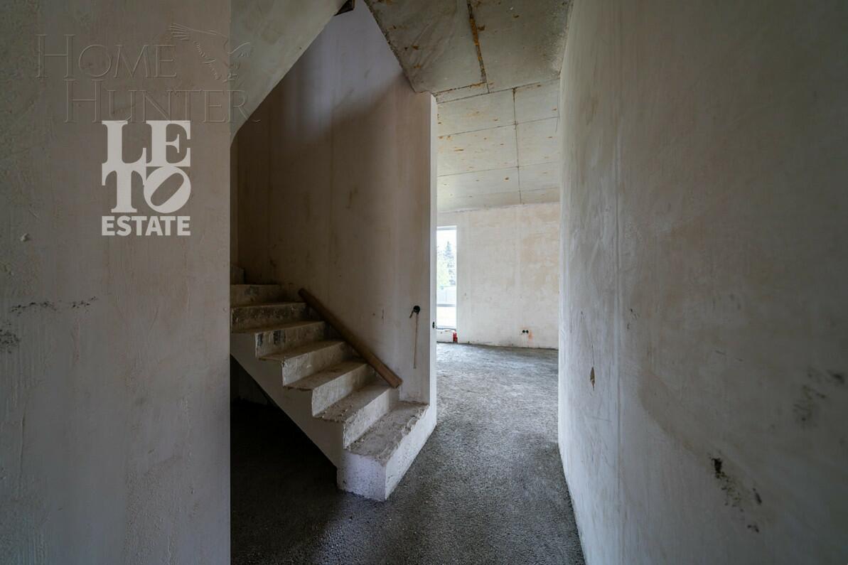 2-этажный коттедж 261 м² без отделки