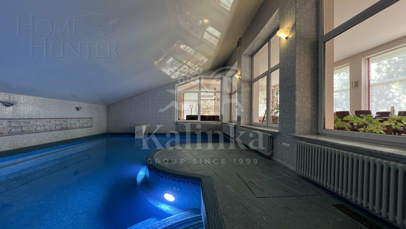 2-этажный коттедж 550 м² с отделкой