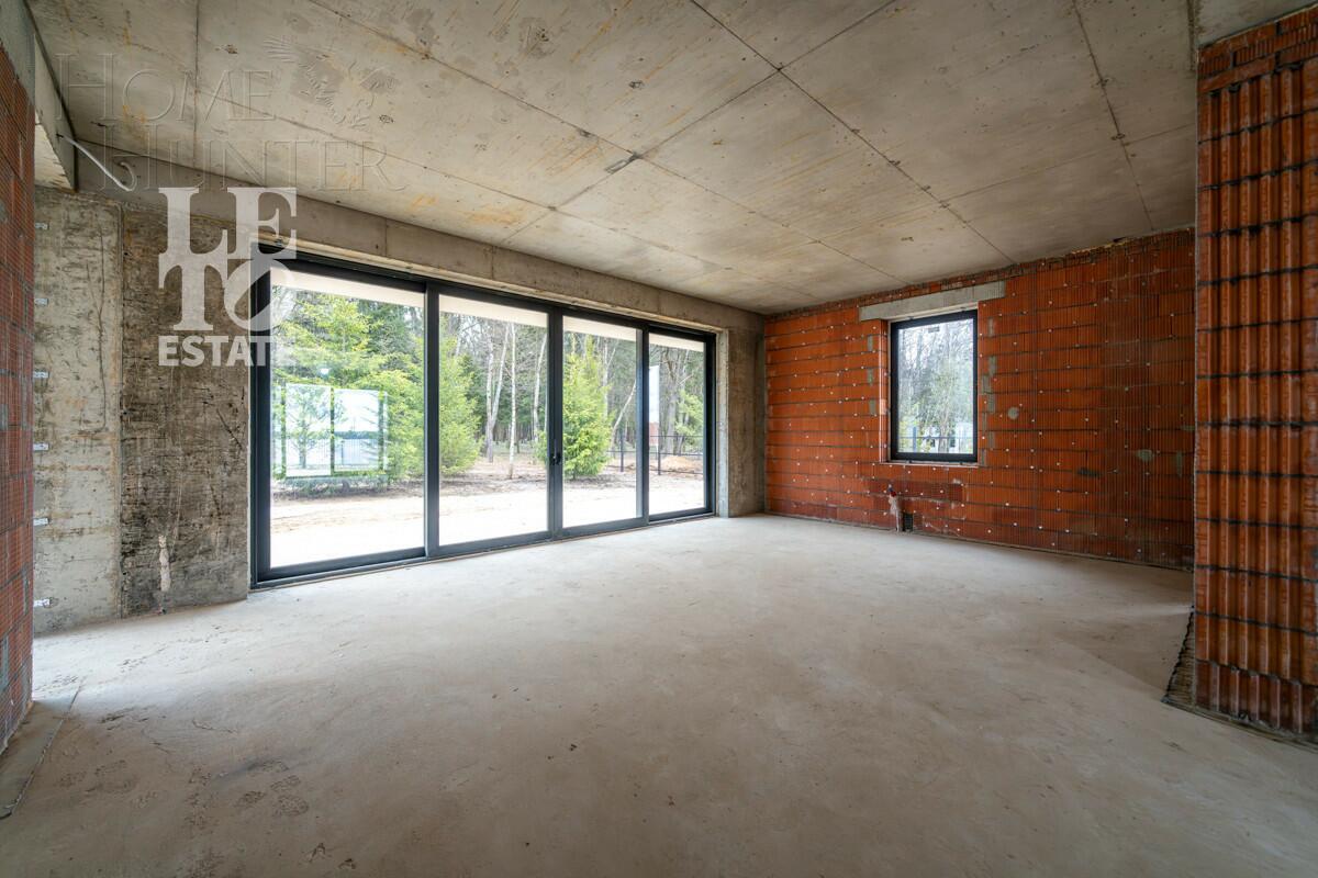 2-этажный коттедж 547 м² без отделки