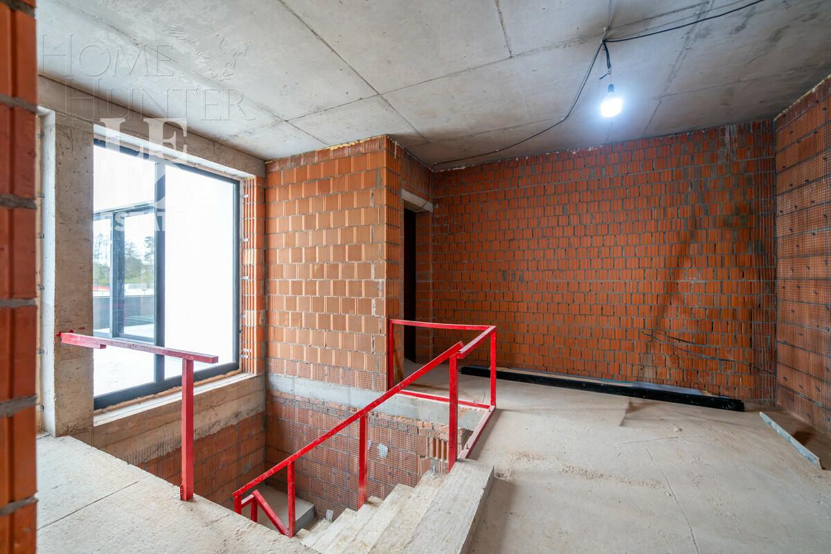 2-этажный коттедж 547 м² без отделки