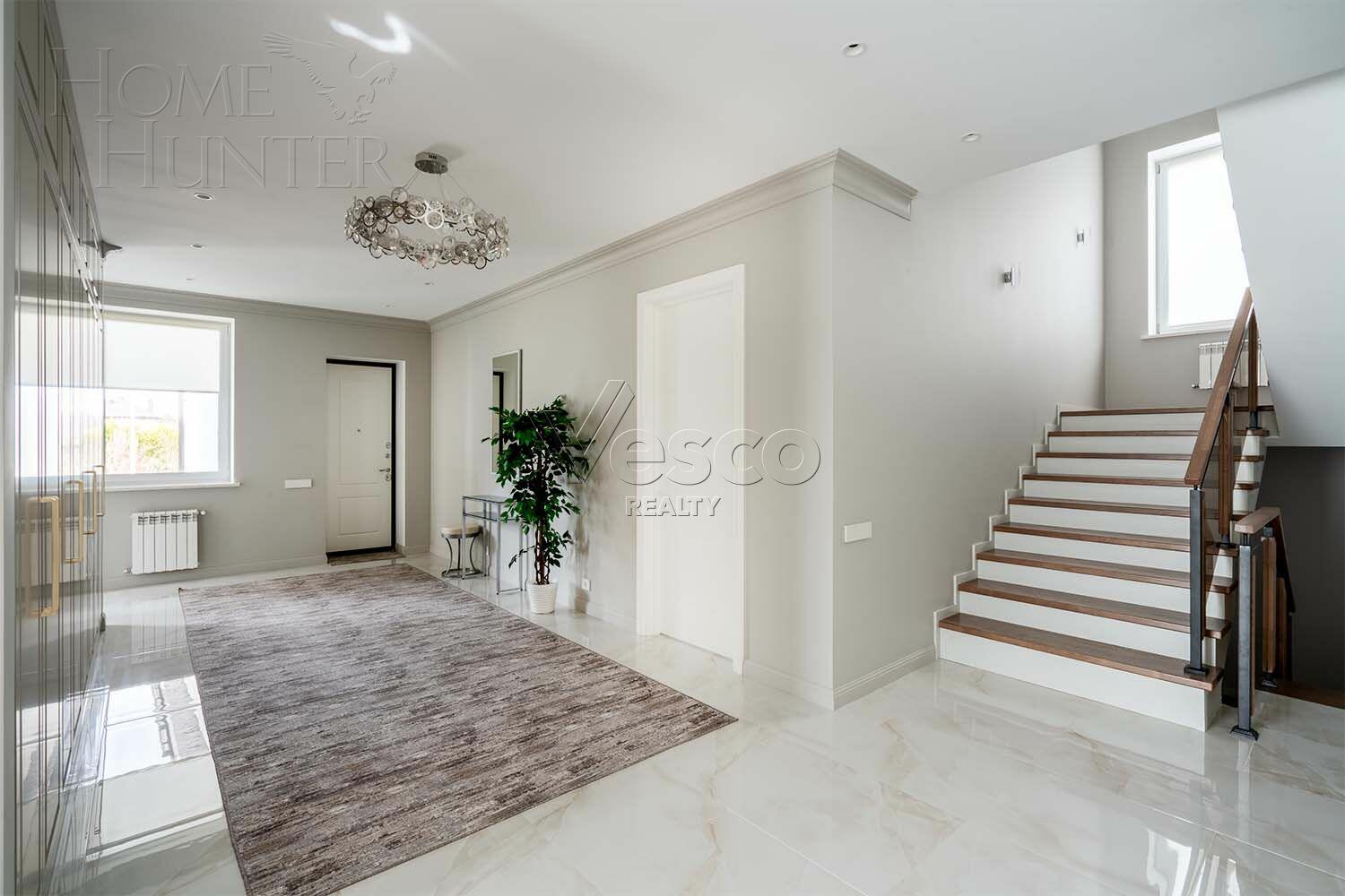 2-этажный коттедж 440 м² с отделкой