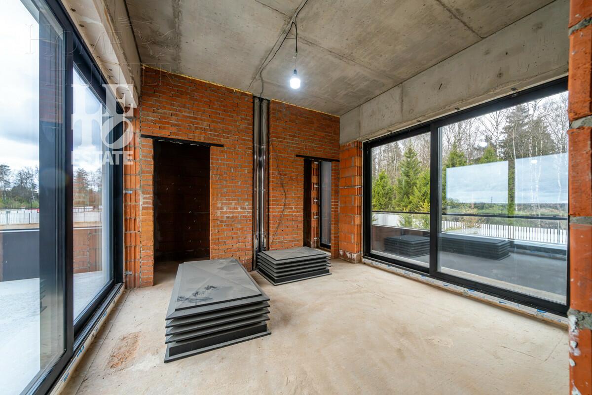 2-этажный коттедж 547 м² без отделки