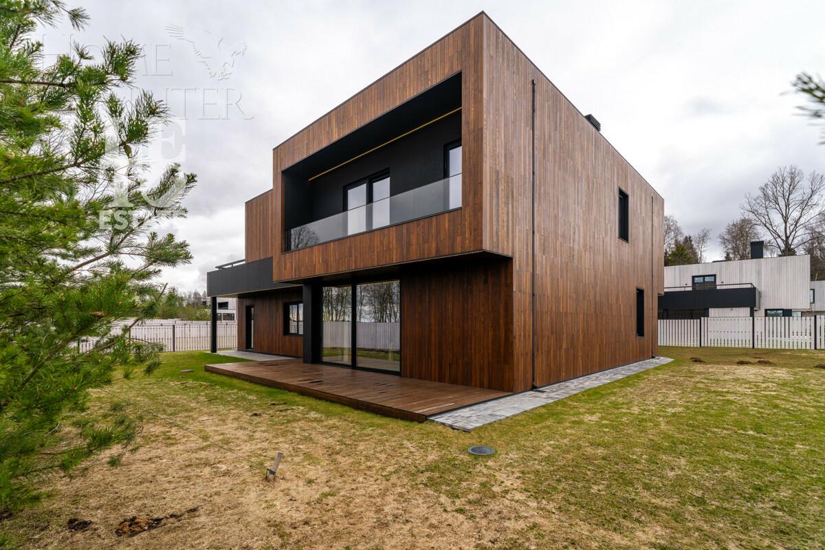 2-этажный коттедж 455 м² с отделкой