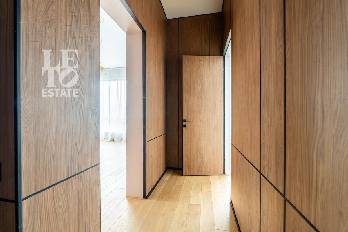 2-этажный коттедж 261 м² с отделкой