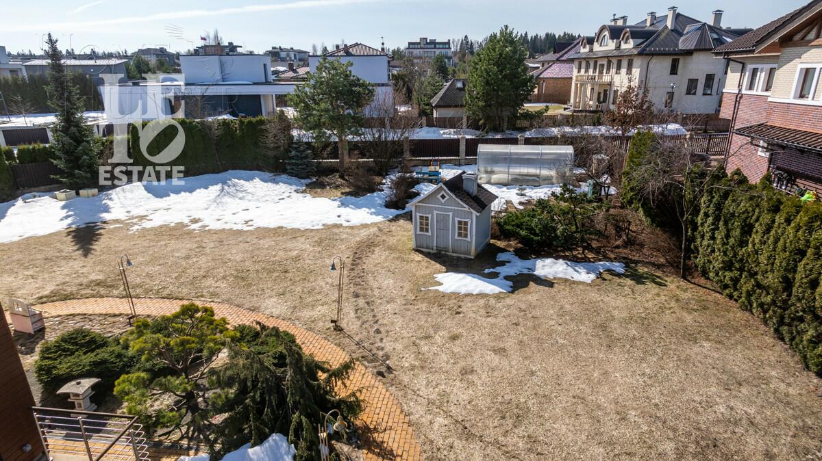 2-этажный коттедж 1 129 м² с отделкой
