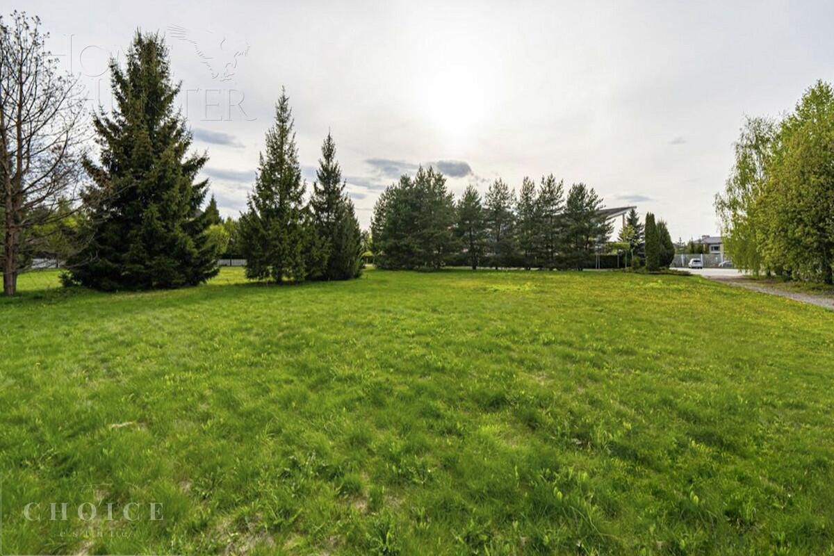 Участок 61.1 сот. в охраняемом поселке